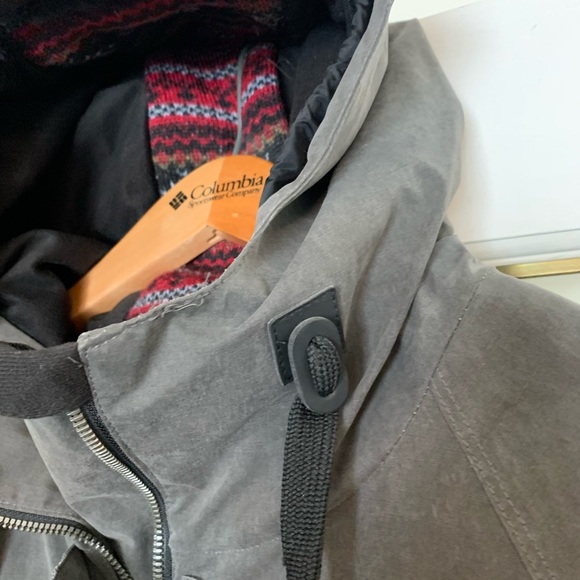 Women’s Powder Room Snowboarding Parka - Picture 9 of 13